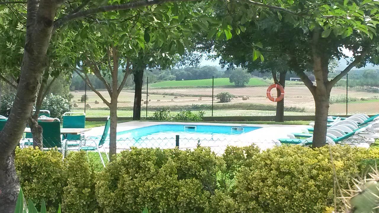 Casa rural exclusiva con 9 hab 16-25pax con piscina privada y BBQ cubierta Riudarenes  Exterior foto