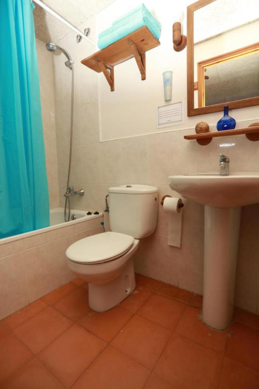 Casa rural exclusiva con 9 hab 16-25pax con piscina privada y BBQ cubierta Riudarenes  Exterior foto